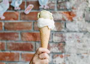 Gelato vs ice cream | Gelato in a cone
