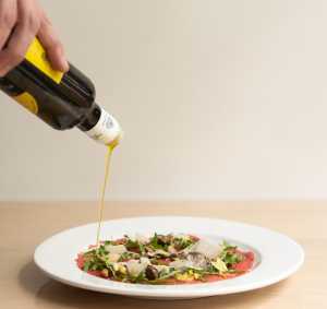 Ardo Restaurant Toronto | Olive oil imported from Sicily