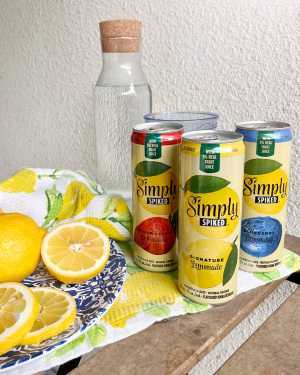 Summer drinks | Simply Spiked Lemonade cans