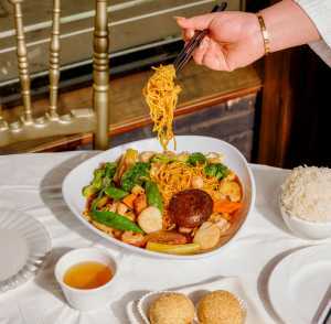 Rol San restaurant Toronto | Cantonese-style fried noodles