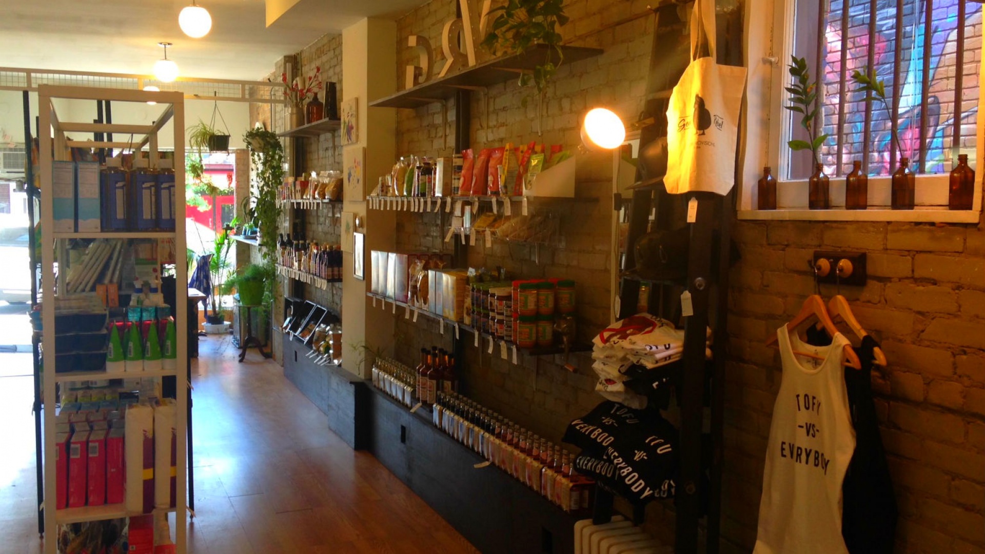 Top Six in the 6: Specialty Grocers Top Six in the 6: Specialty Grocers