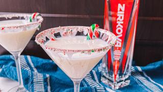 Holiday cocktail vodka martini recipe | Zirkova Vodka candy cane martini