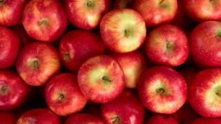 Love Food Hate Waste | Apples can be made into chutney or crumble to avoid waste