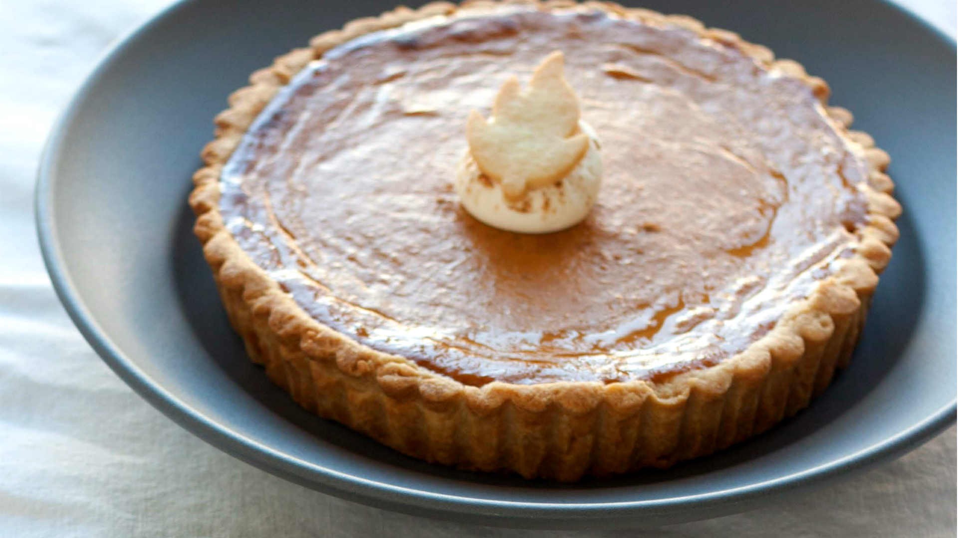 Make This: Bobbette And Belle's Perfect Pumpkin Pie | Foodism TO