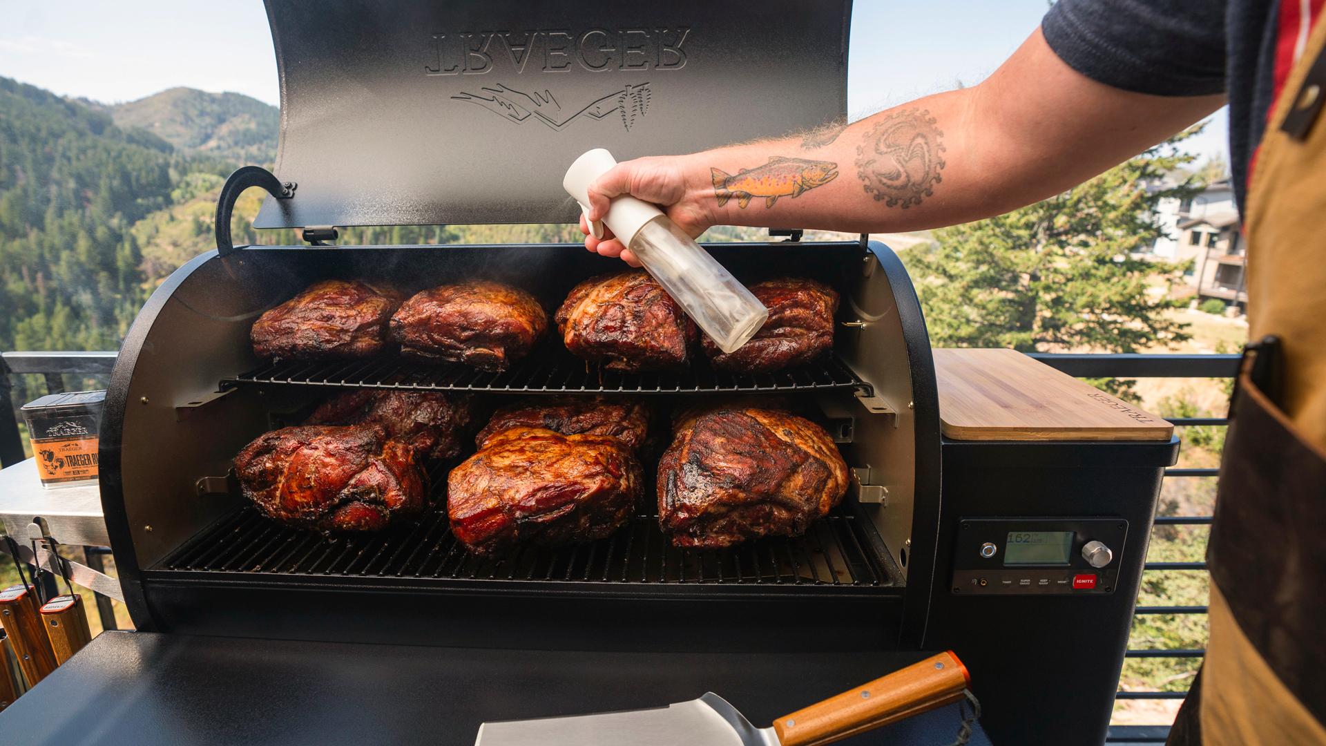 Cook with superior flavour and ease on a Traeger Foodism TO