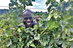 Nyarai Cellars’ Steve Byfield in the vineyard