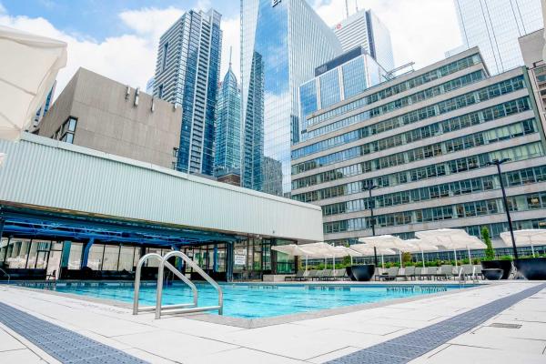 The rooftop pool at the Sheraton Centre Toronto