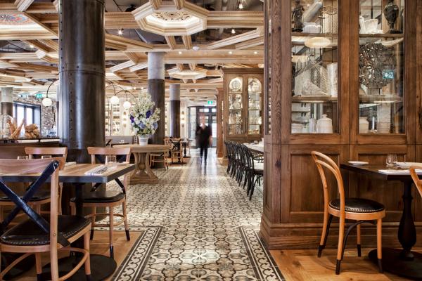 Romantic restaurants in Toronto | Inside Cluny Bistro & Boulangerie