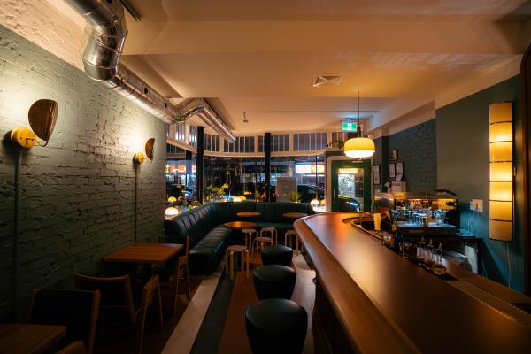 Toronto bottle shops and alcohol stores | The interior of Doc’s Green Door Lounge