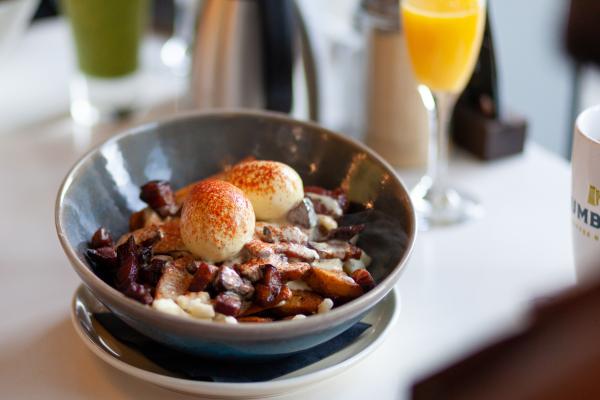 White vs brown Eggs | Soul in a Bowl at OEB Breakfast Co.