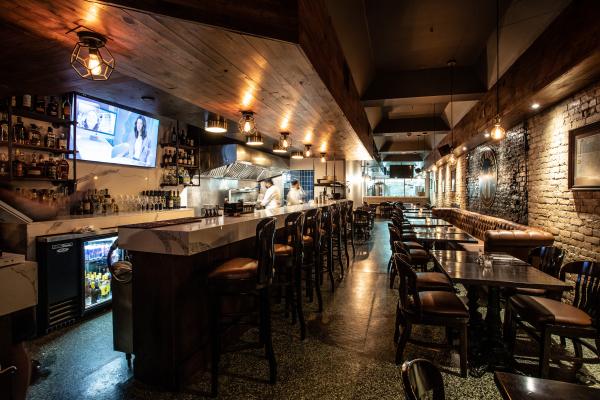 Happy hours in Toronto | Inside Folly Brewpub