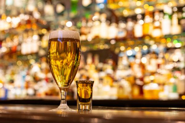 Happy hours in Toronto | A shot and a beer at Jump