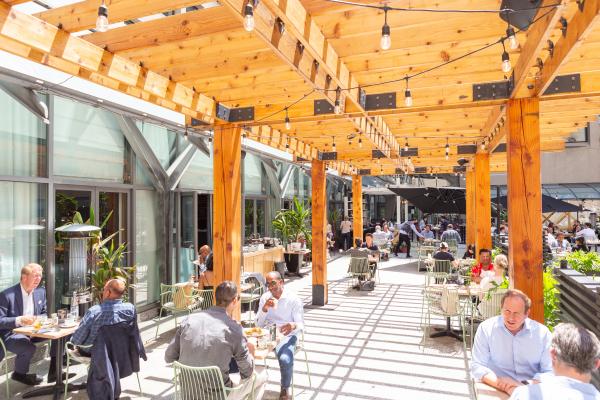 Happy hours in Toronto | The patio at Jump
