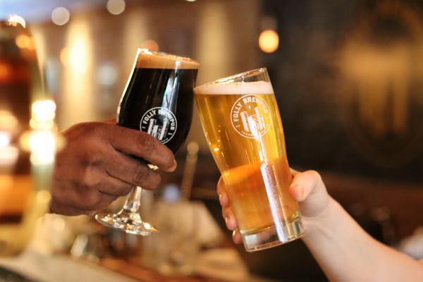 Toronto breweries | Cheers with Folly beer