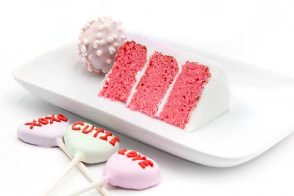 Best vegan cafés and bakeries in Toronto | A Cupid Cake slice from Bunner's