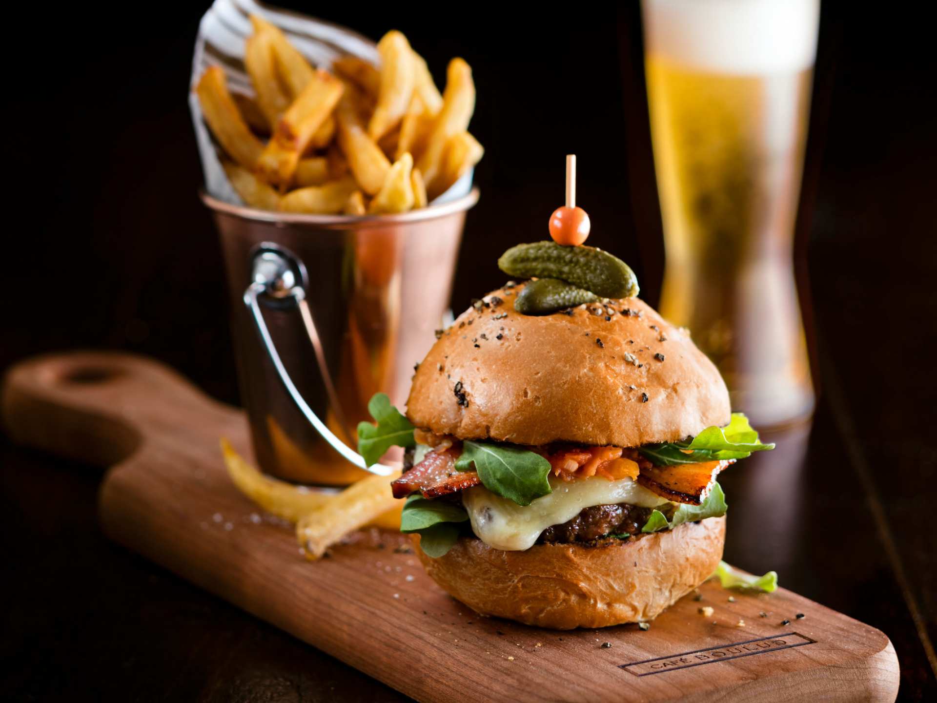 Best restaurants in Yorkville | Gourmet burger and fries at Cafe Boulud