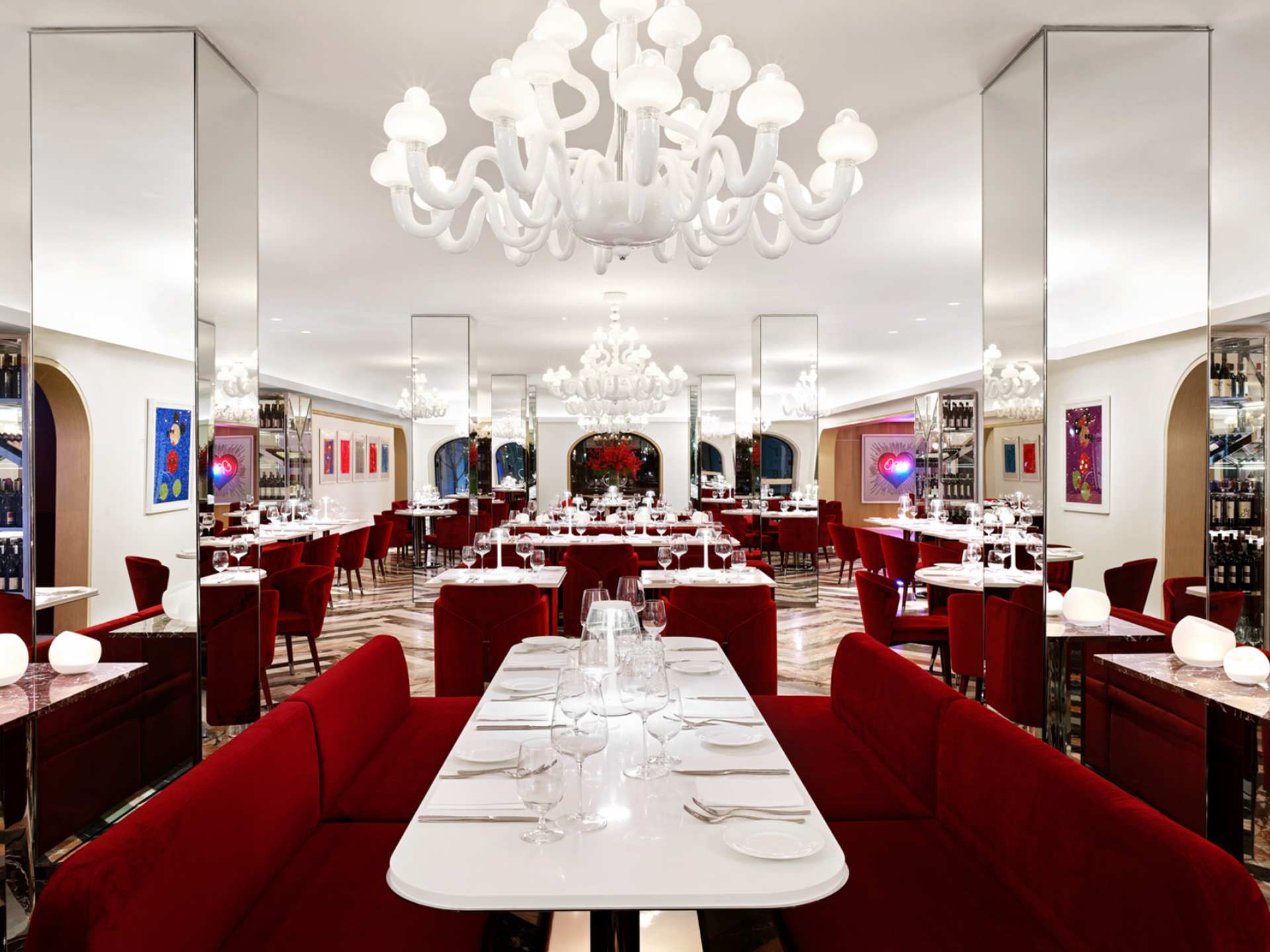 Best restaurants in Yorkville | Dining room at Sofia