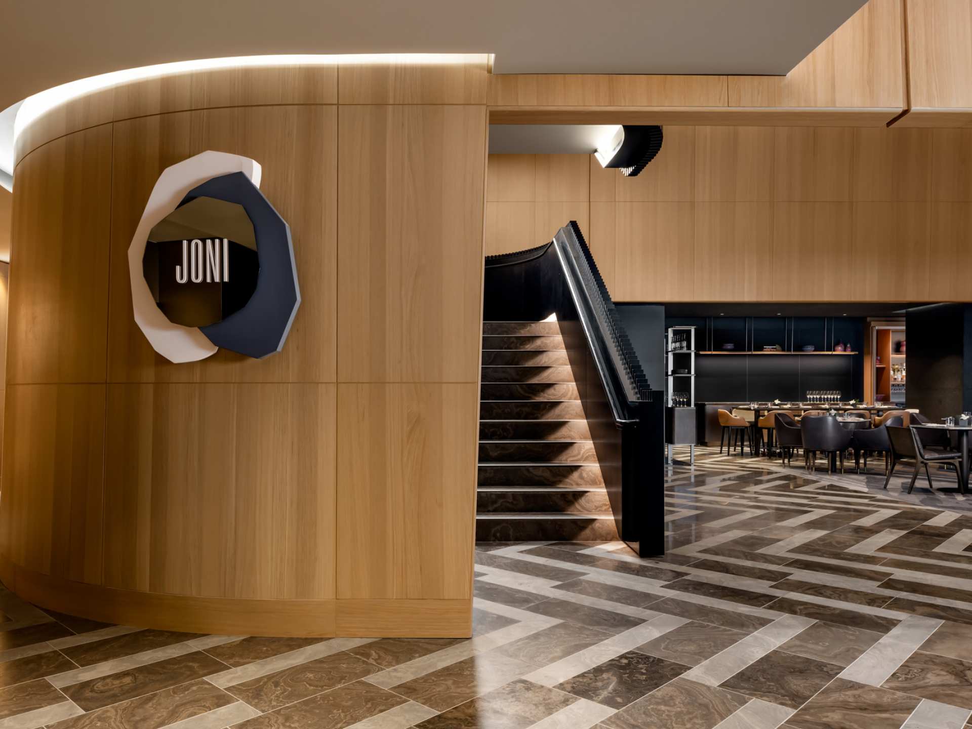 Best restaurants in Yorkville | Staircase at Joni