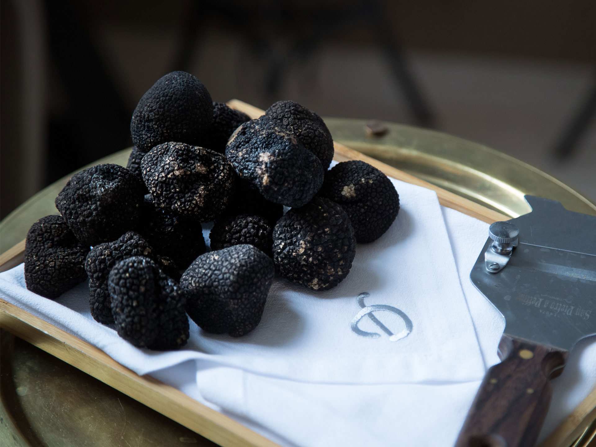 What are truffles | Fresh black truffles at Toronto's Don Alfonso