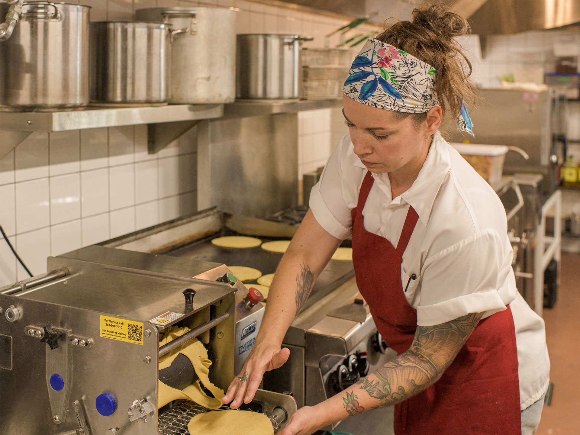 Toronto Michelin Stars | Fonda Balam chef-owner Kate Chomyshyn makes tacos