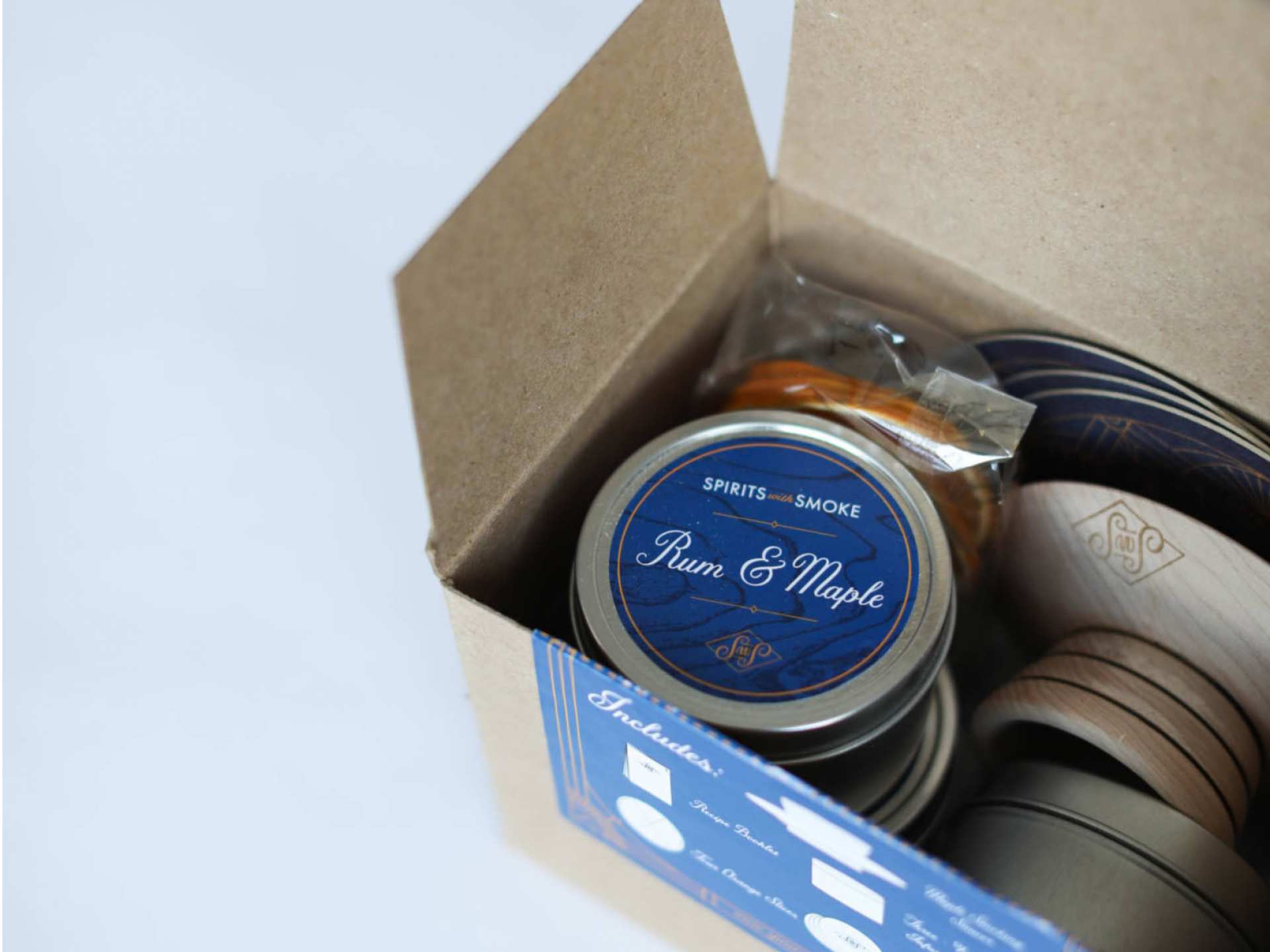 Canadian gift boxes | Spirits with Smoke Smoking Saucer Boxset