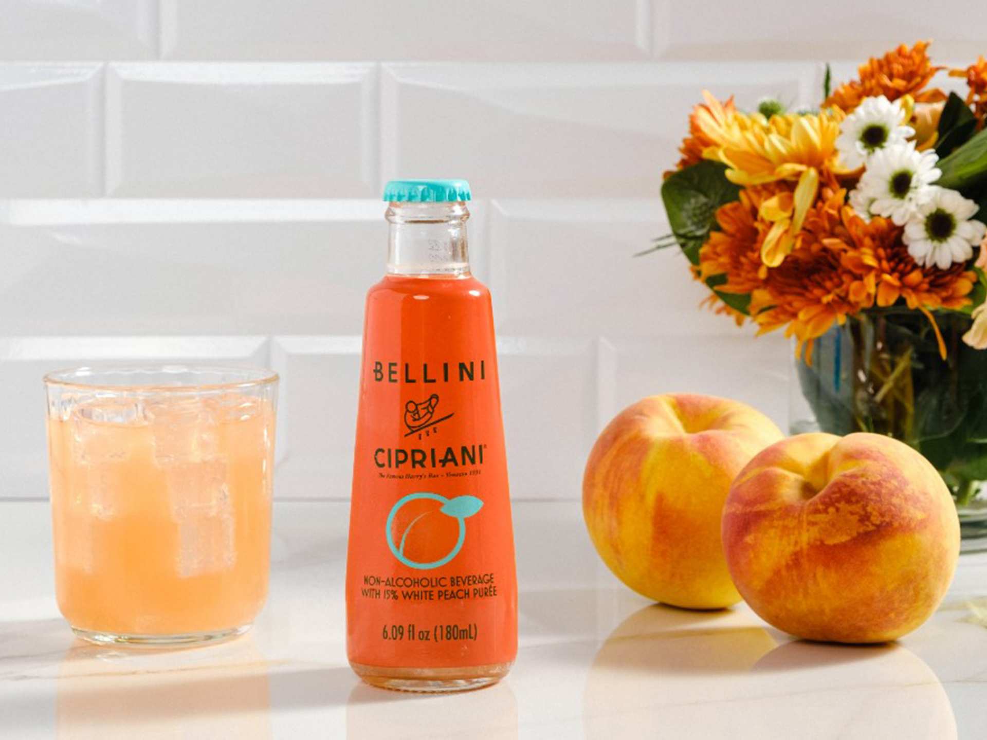 Non-alcoholic wine and non-alcoholic beer | Alcohol-free Bellini Cipriani bottle
