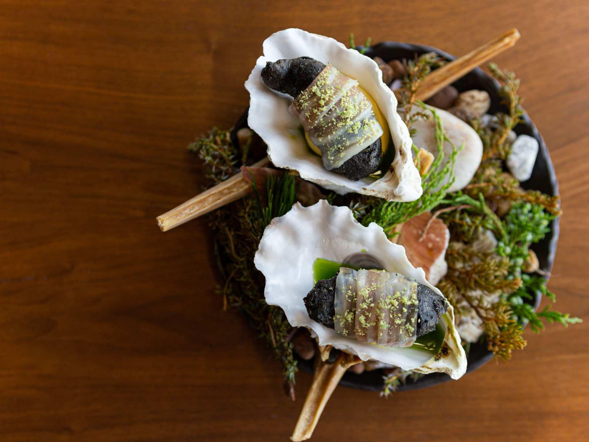 Romantic restaurants in Toronto | Atlantic oysters at Canoe
