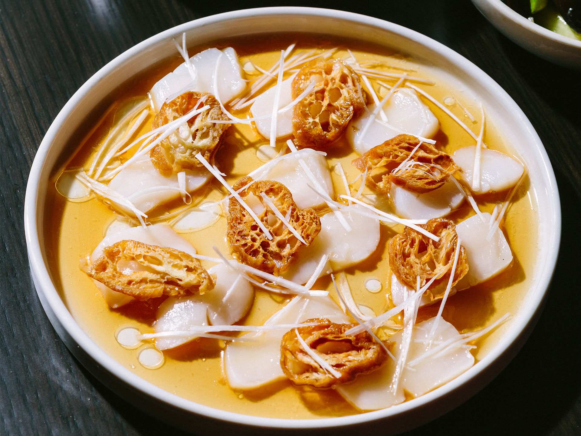 Best restaurants Toronto | MIMI Chinese scallop crudo
