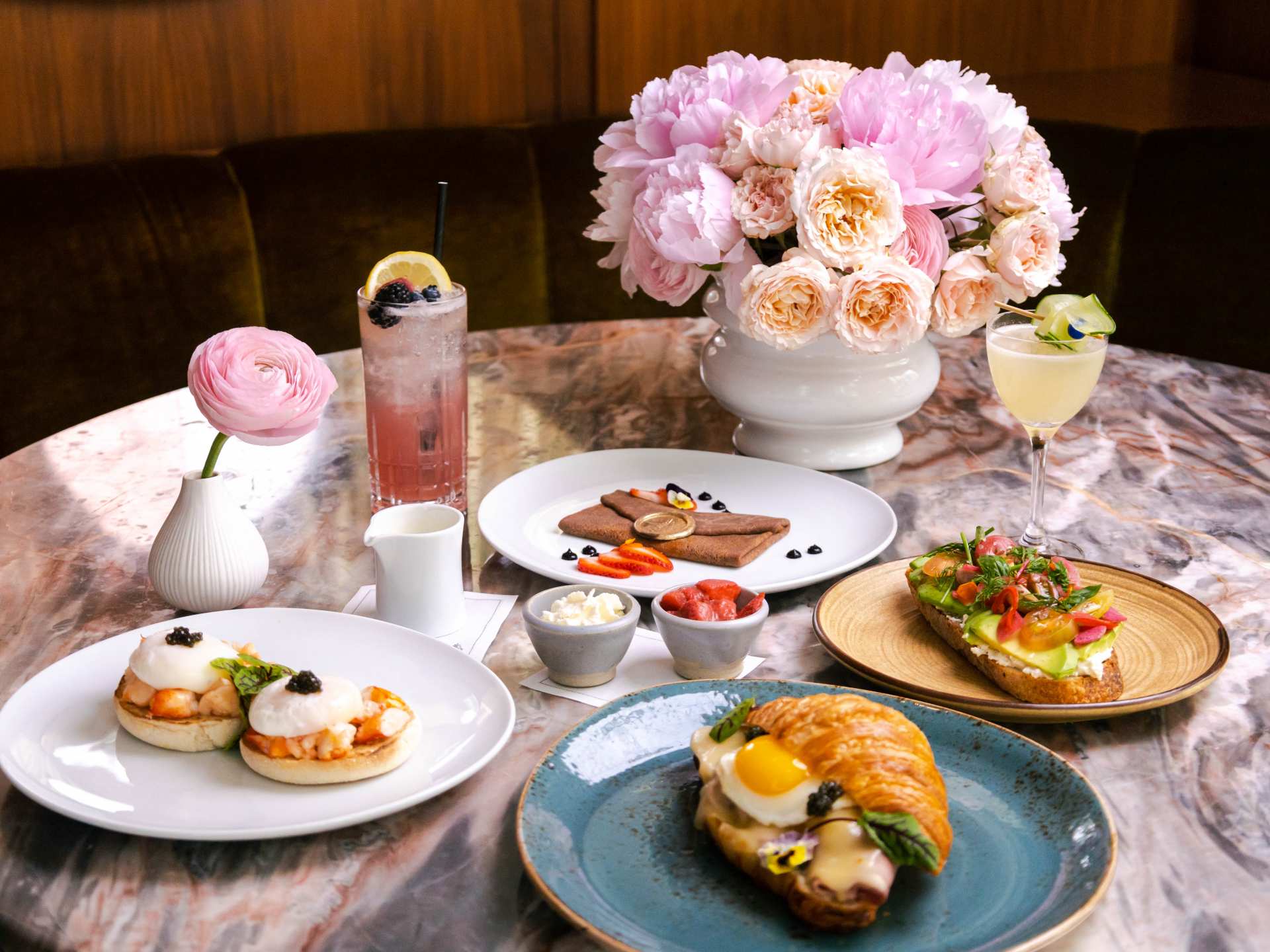 Mother's Day ideas | Brunch dishes at dbar at the Four Seasons
