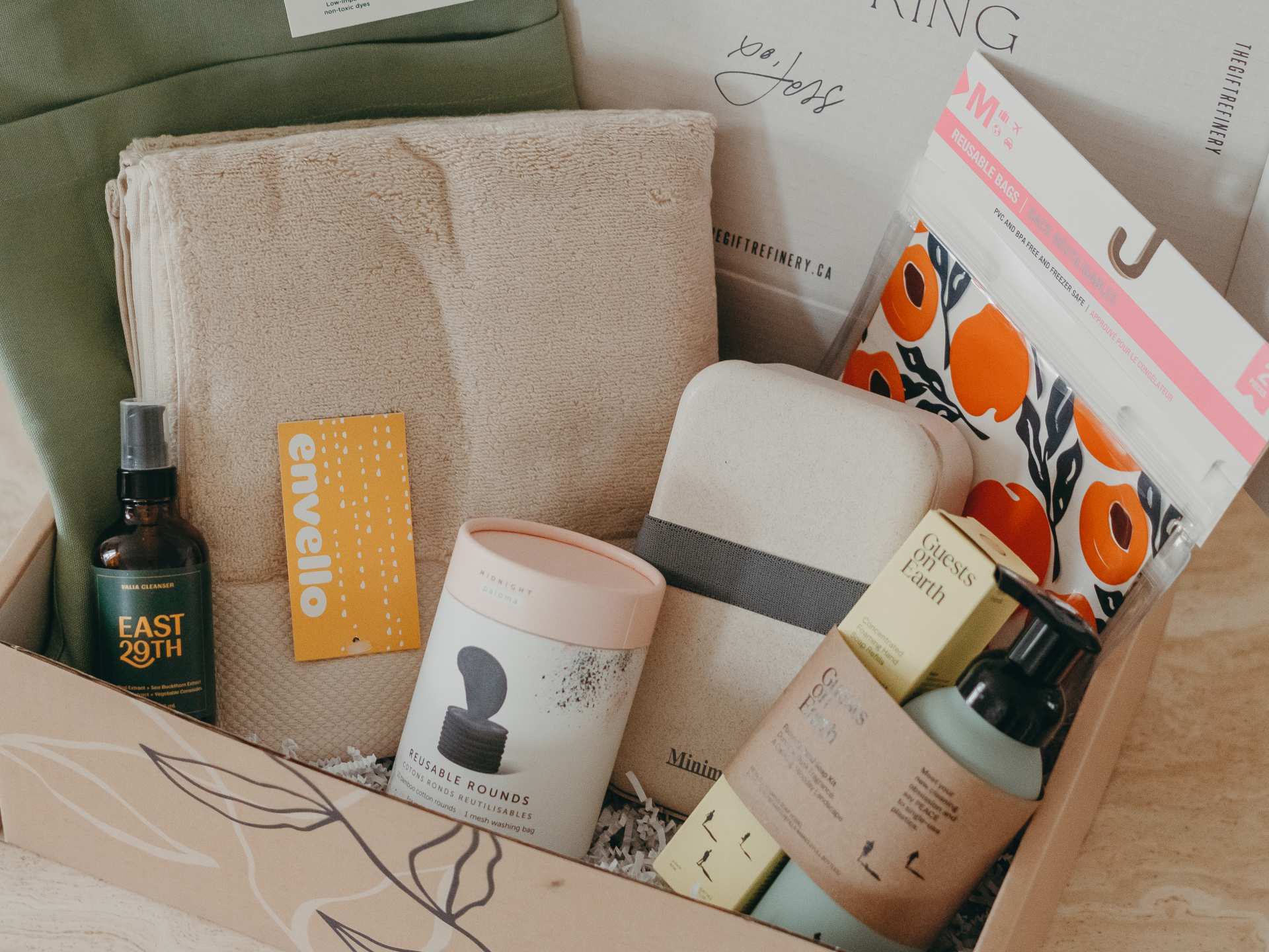 Mother's Day ideas | The Gift Refinery's Hello Spring Box