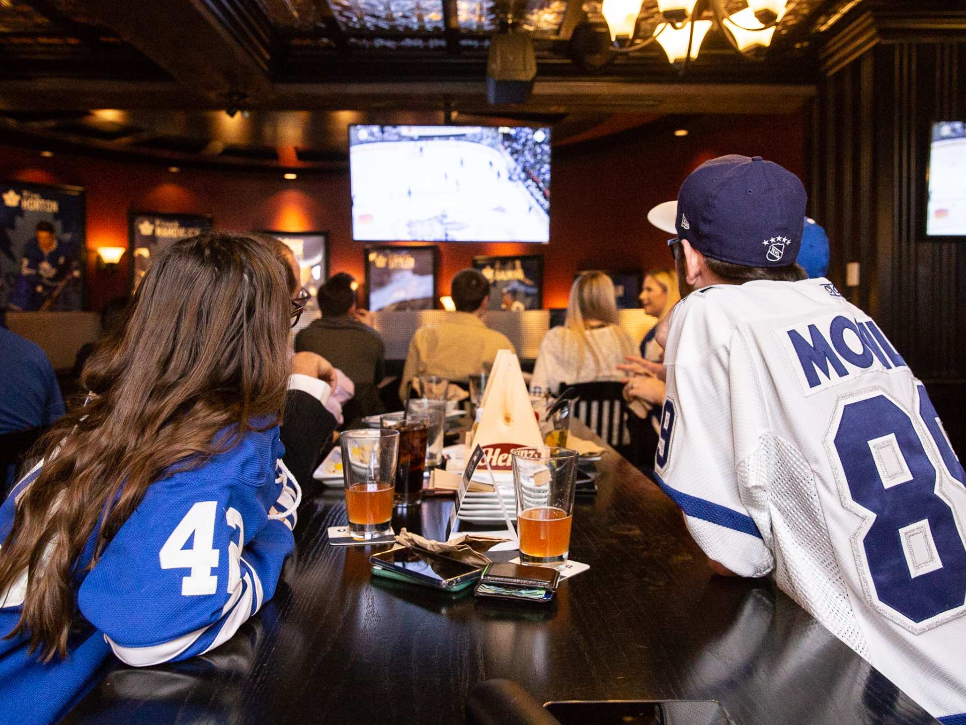Best sports bars Toronto | Watching Leafs playoffs at The Pint