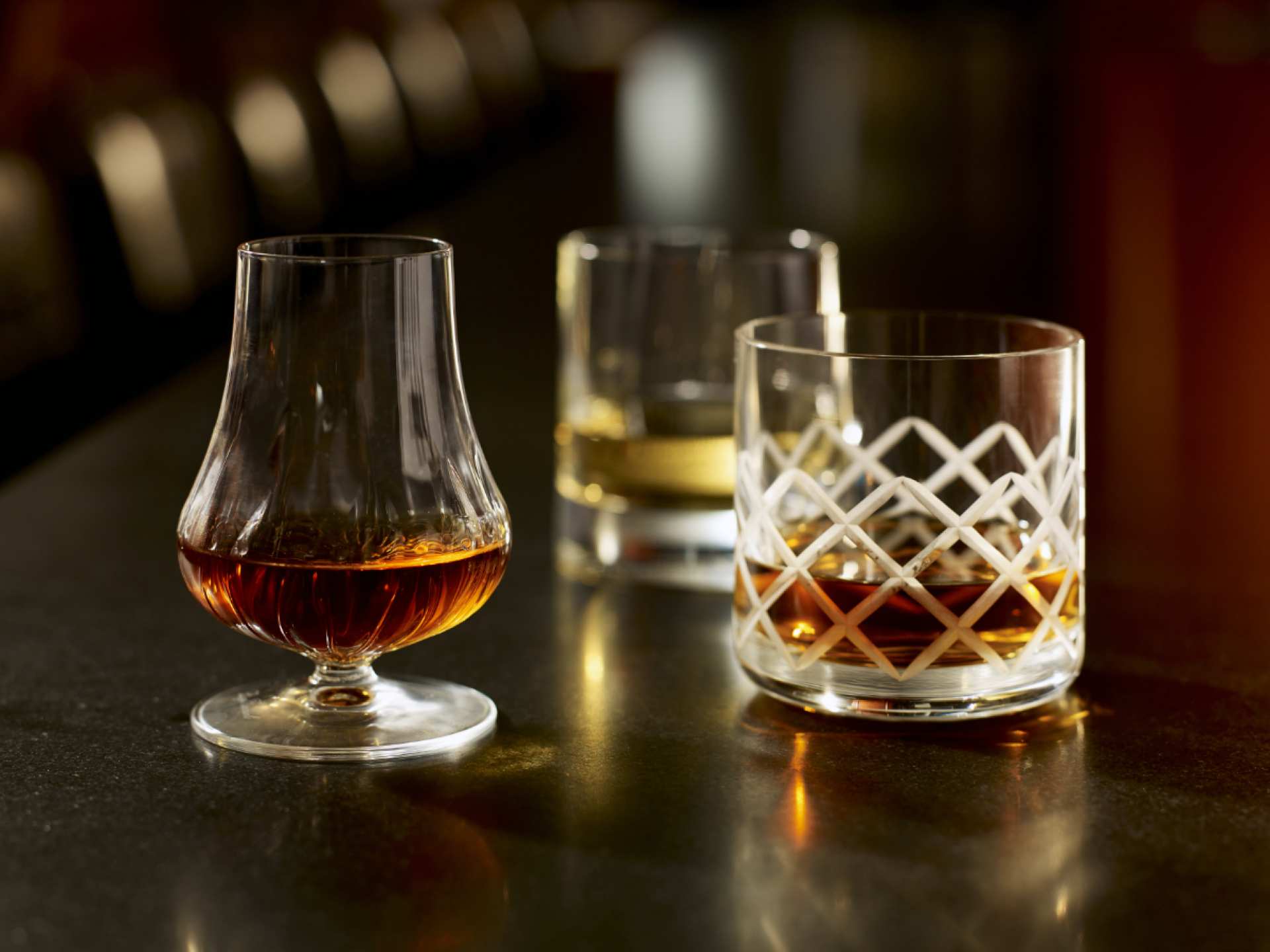 Happy hours in Toronto | Whisky at Hy's Steakhouse in Toronto