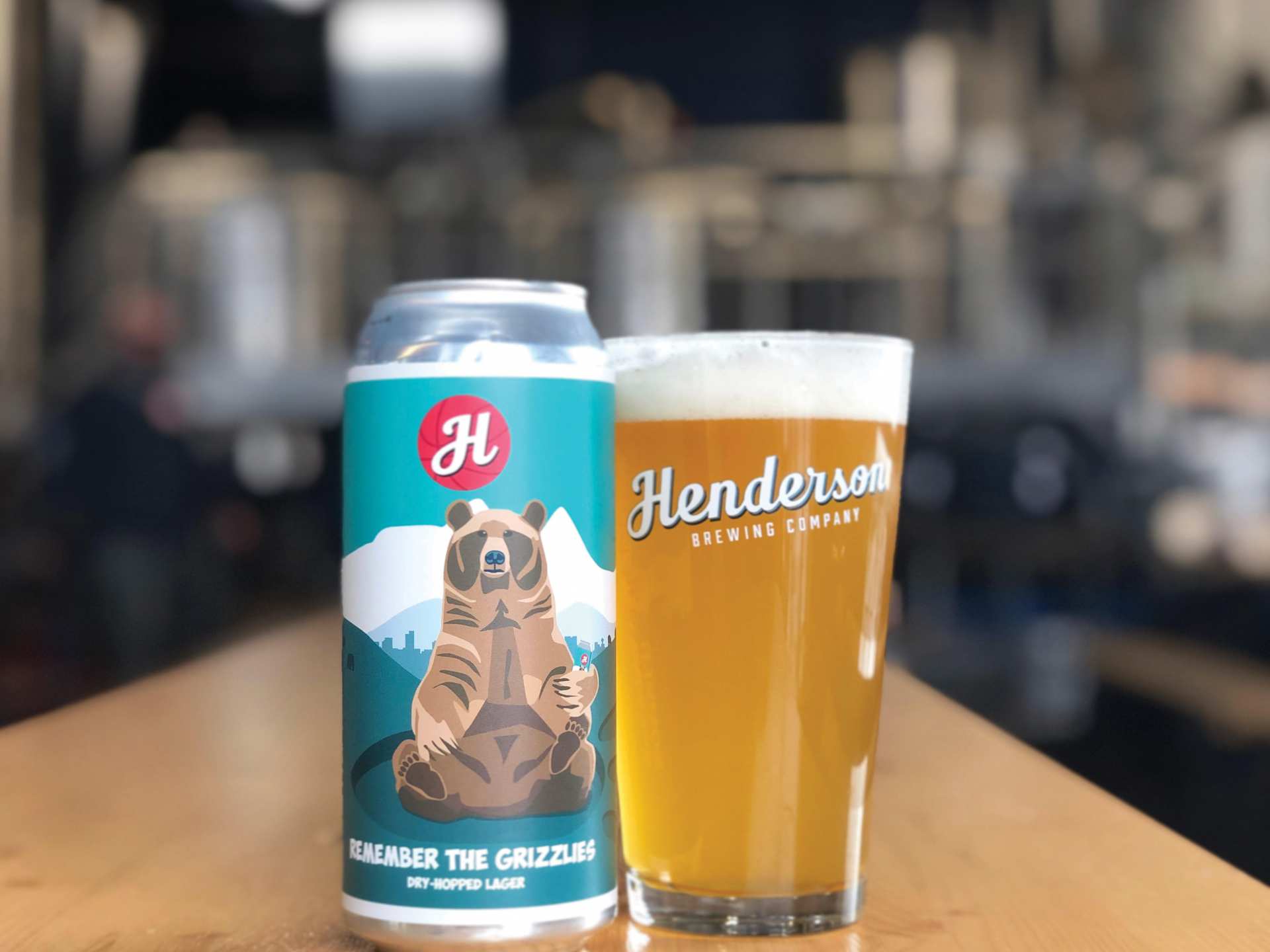 Best breweries in Toronto | A can and pint of beer from Henderson Brewing Co.