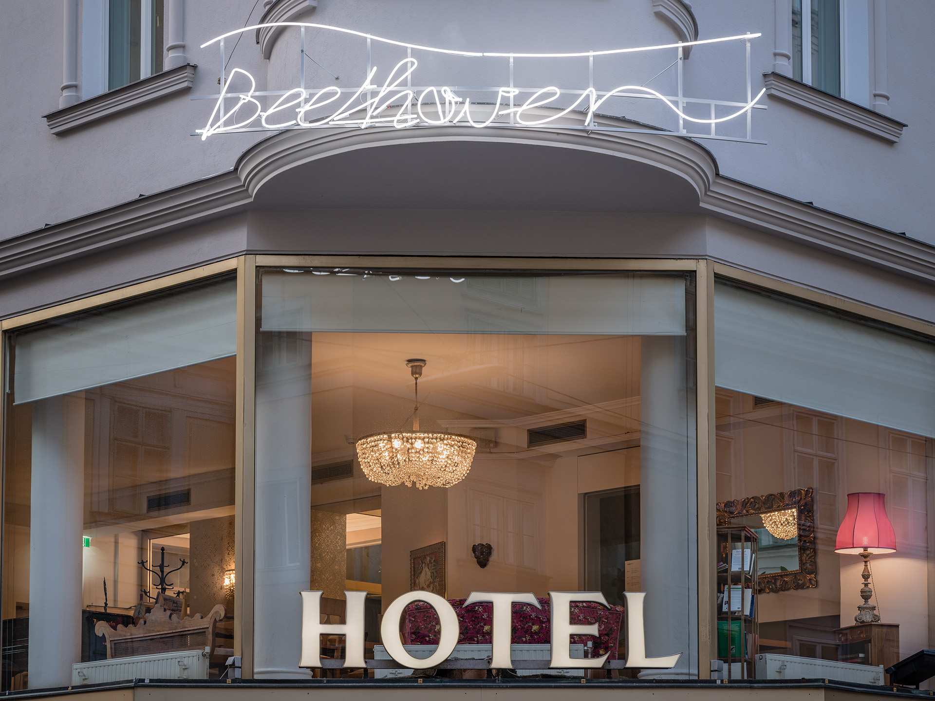 The exterior of Hotel Beethoven