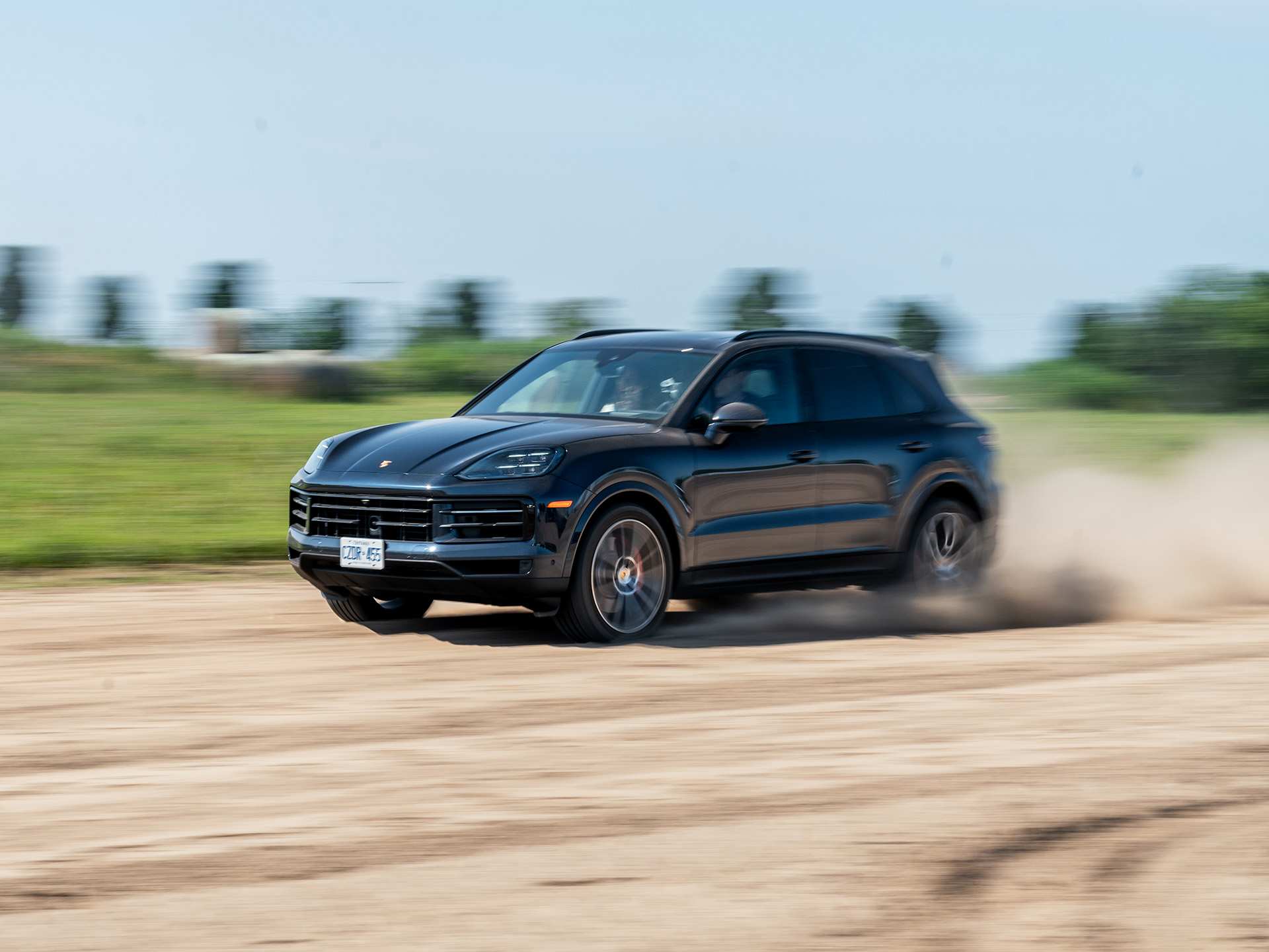 A black Porsche Cayenne