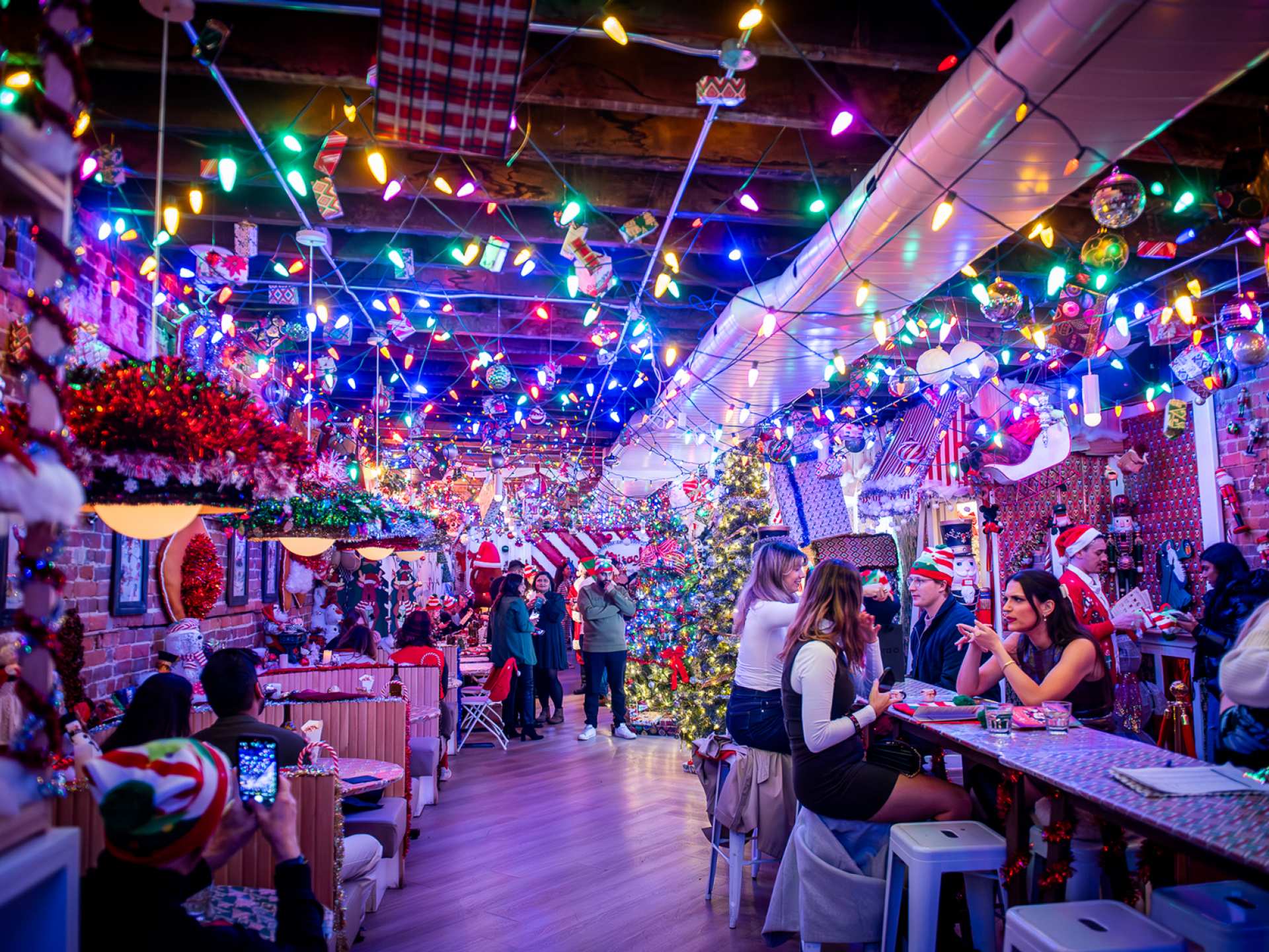 Best Christmas bars and markets in Toronto | The incredible decor inside Miracle Toronto Christmas Bar