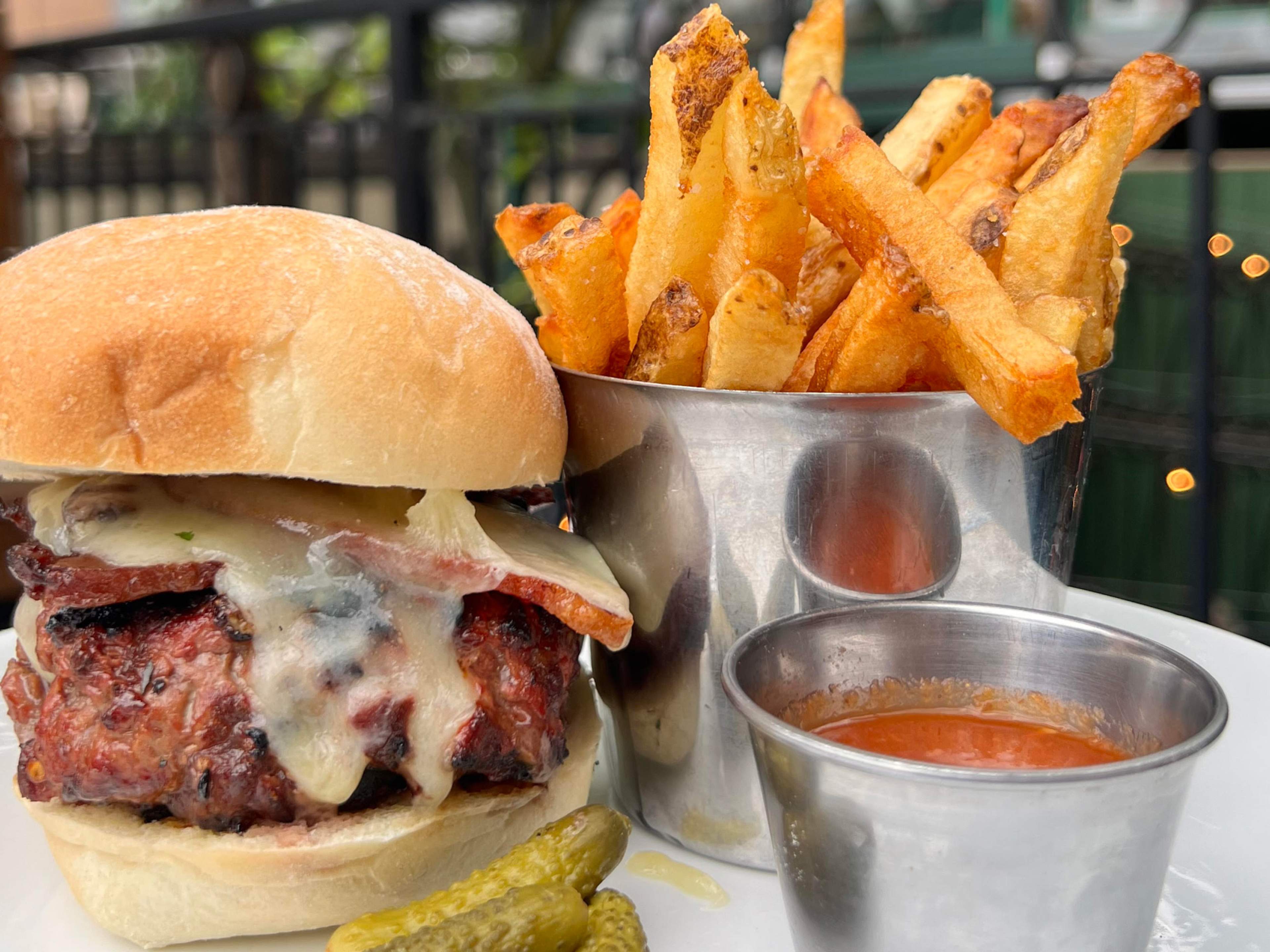 The best restaurants and bars in Yorkville | Foodism TO