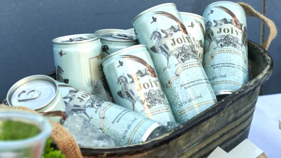 Drink review Joiy Sparkling Wine Foodism TO