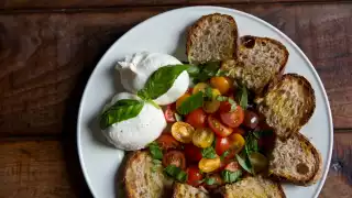 Terroni-burrata-credit-Dylan+Jeni Terroni-burrata-credit-Dylan+Jeni