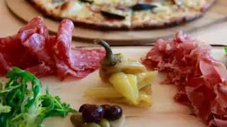 Angelos-coal-fired-pizza