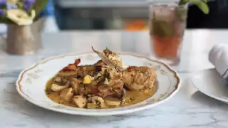 A chicken dish at Leña
