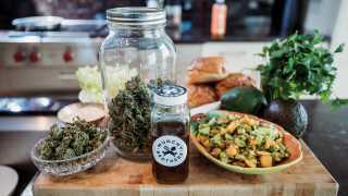 Munchy Brothers cannabis condiments