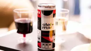 Stel and Mar premium red wine in a can