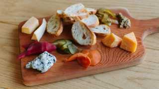 Alcohol delivery in Toronto | A charcuterie board at Bandit Brewery and restaurant in Toronto