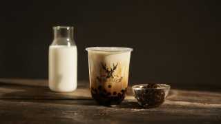 The best bubble tea in Toronto | milk tea with pearls from The Alley in Toronto