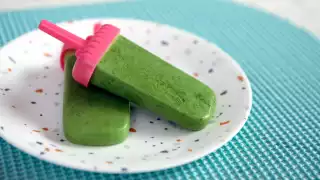 Dole Sunshine for All campaign | Peach, Kale and Yogurt Frozen Pops