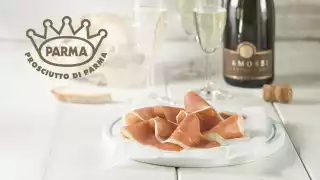 Prosciutto di Parma and red wine