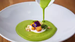 Best farm-to-table restaurants Toronto | Seasonal dish at Richmond Station