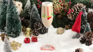 15 things to do in Toronto this November | A holiday-themed cocktail at Miracle Christmas pop-up at Stackt Market
