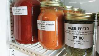 Local businesses in Toronto | Homemade sauces at Pasta Pantry